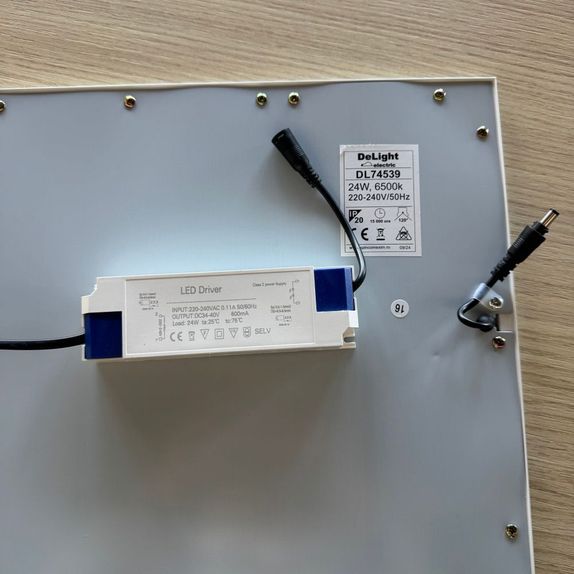 Panou Led 24W,295x595 cu Rama alba, lumina rece
