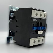 Contactor Motor NCNO 230V 65A