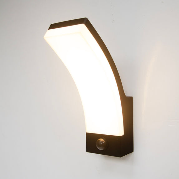 Aplica LED exterior cu senzor, 12W, 700Lm, 3000K, 240x167x80mm, IP65