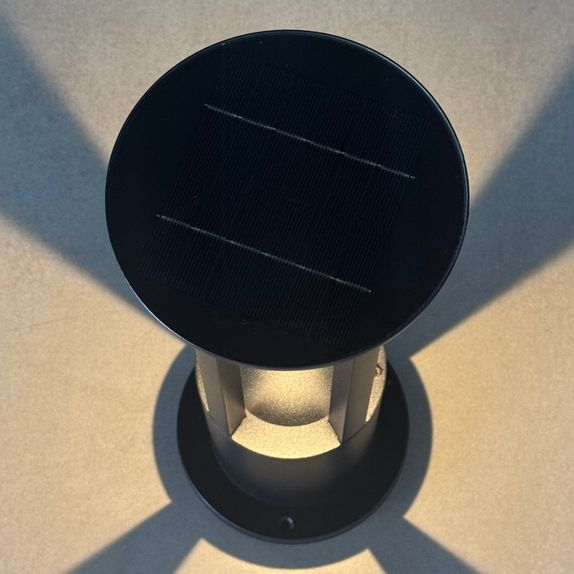 Stâlp LED Grădină 5W Cu Panou Solar IP65, 3000K, Lumina calda