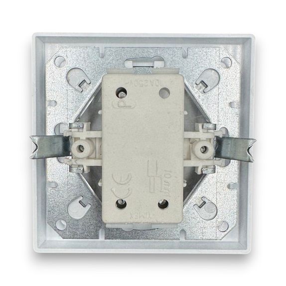 Întrerupător dublu, 250V~, 10A, 50Hz, IP20