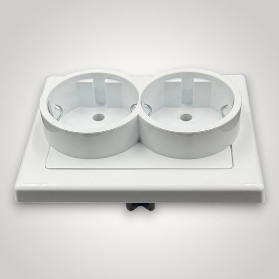 Priza schuko dubla, 250V~, 16A, 50Hz, IP20