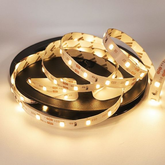 Banda LED 12V 4.8W/M 60LED/M IP20 R2835, lumina calda - rola de 5m