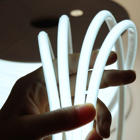 Bandă LED FCOB 230V 10W/m IP65
