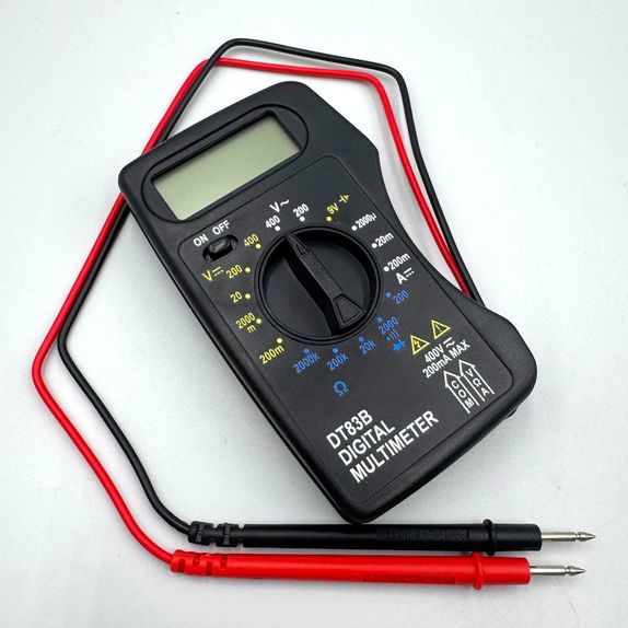 Multimetru digital DT83B