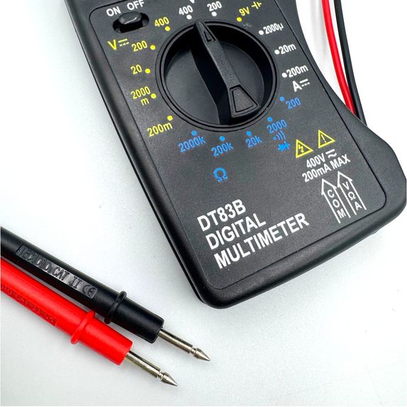Multimetru digital DT83B