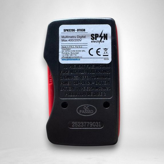 Multimetru digital DT83B