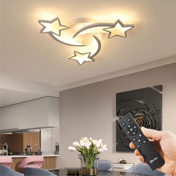 Lustra LED Forma Stea 3 Brate 62W – Dimabila, Telecomanda IR, 3 Temperaturi