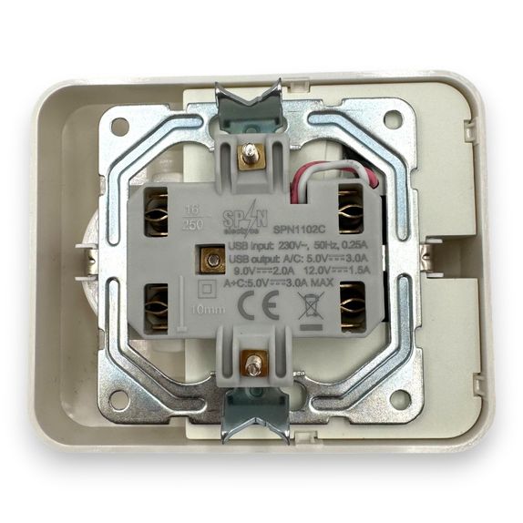 Priza Dubla cu incarcator USB tip C