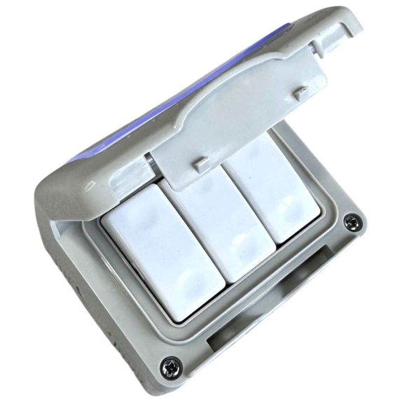 Intrerupator Triplu Aplicat Antigron Ip55