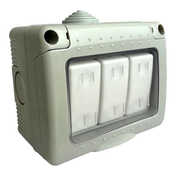 Intrerupator Triplu Aplicat Antigron Ip55