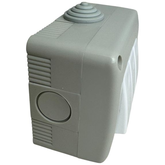 Intrerupator Triplu Aplict Fara Capac IP20