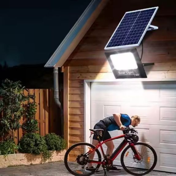 Proiector Solar cu Panou Monocristalin si telecomanda - 25W/6500k