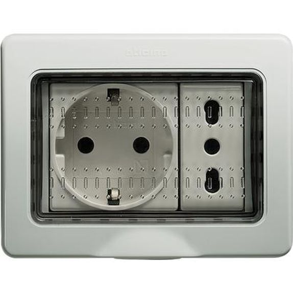 Doza 3 module bticino 25503 - montaj aplicat
