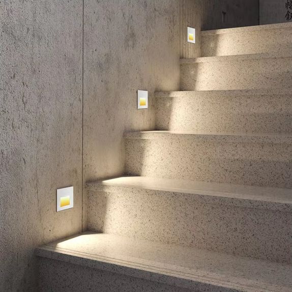 Spot led perete 1W alb 3000k lumina calda