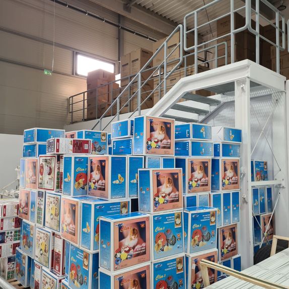 Incubator Oua Cleo Cu Dispozitiv de intoarcere a oualor. Capacitate 41 de oua de gaina