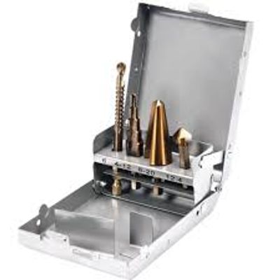 Set 4 burghie in trepte pentru metal Yato YT-44705