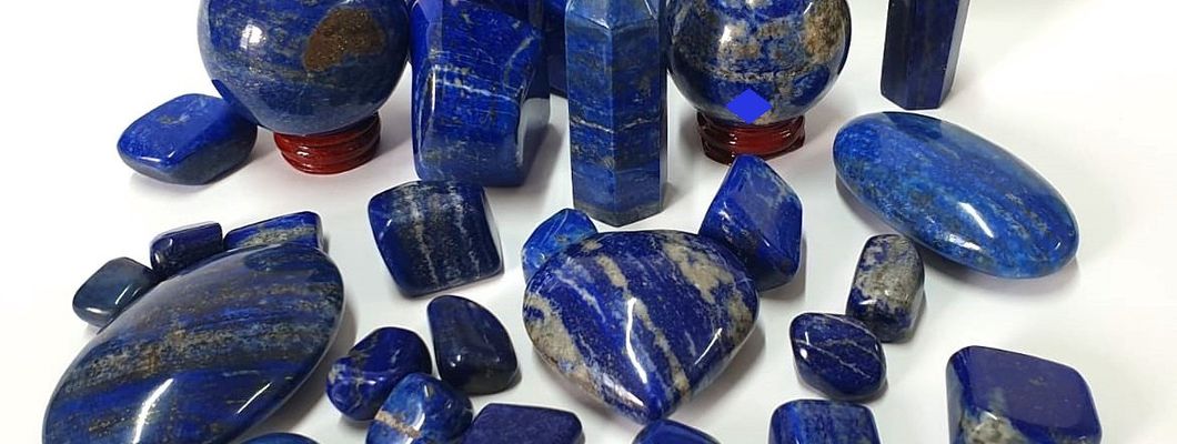 Lapis Lazuli - piatra nationala a statului Chile