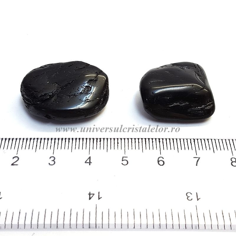 Turmalina neagra piatra rulata