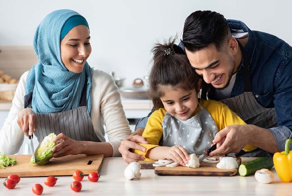 Building Healthy Eating Habits in Kids: A Parent's Guide