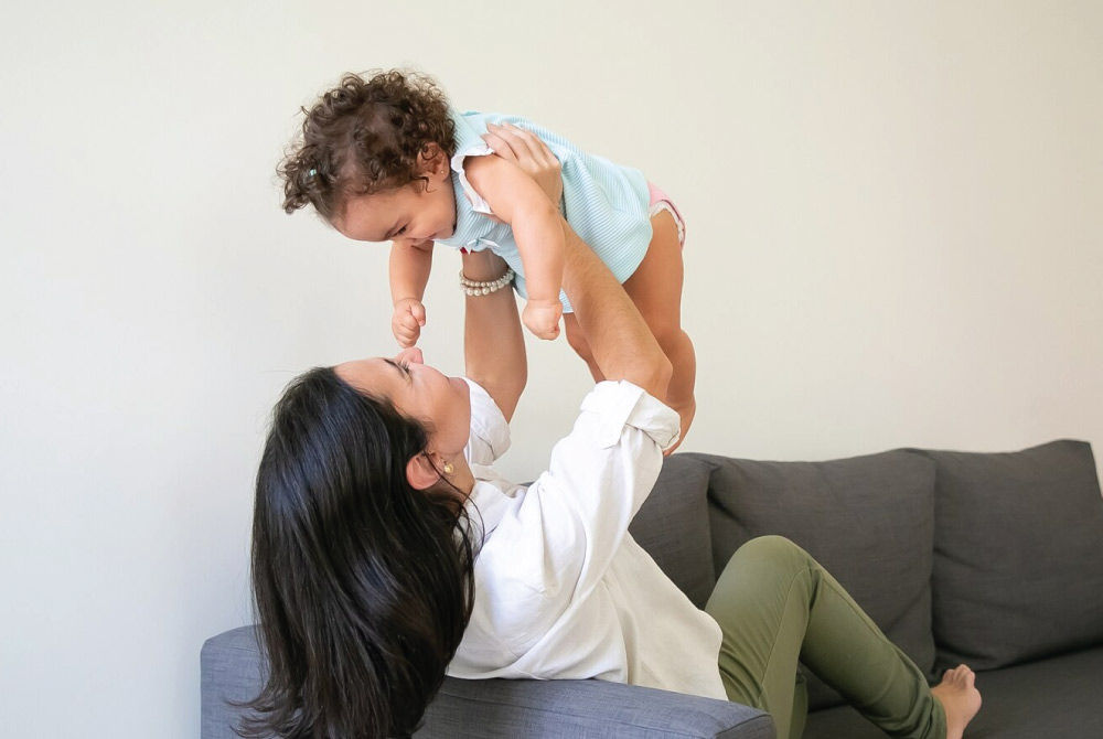 Encouraging healthy attachment and bonding with your baby