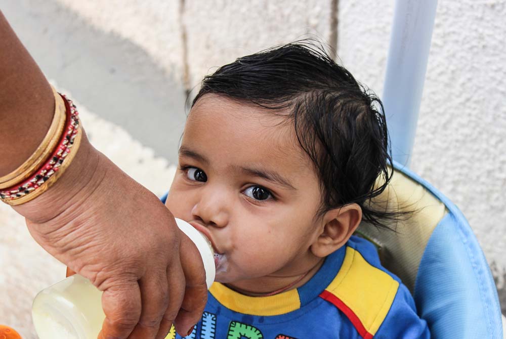 Formula feeding: tips for success