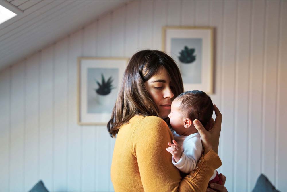 New to parenthood?How to take care of newborn baby?
