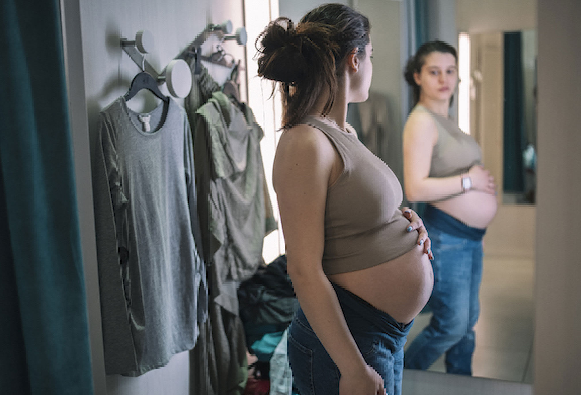 Pregnancy and body changes: Embracing your evolving self-image