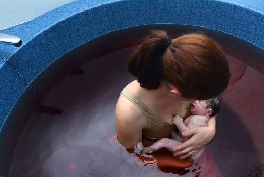 Preparing for a water birth: Benefits and considerations