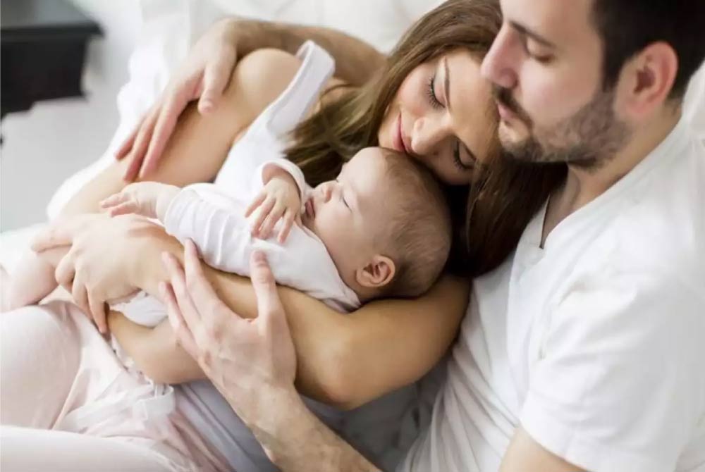 The Role of Dads in Supporting Breastfeeding Moms