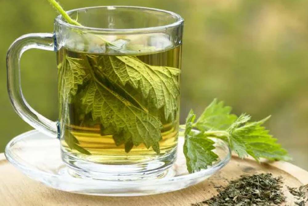 Traditional medicine practices for menstrual pain relief