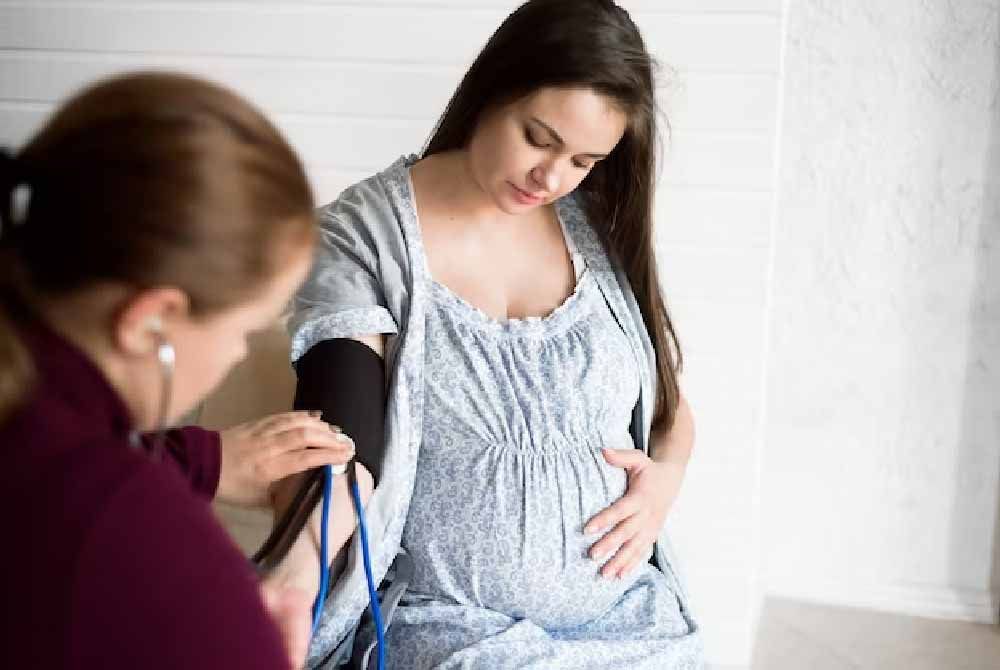Understanding pregnancy-induced hypertension: Risks and management.