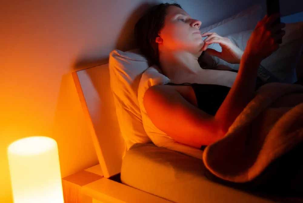 Pregnancy and the impact of night light exposure: Promoting healthy sleep patterns