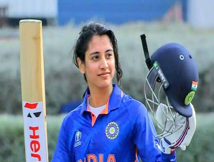mandhana_lRxXvvFPg.jpg