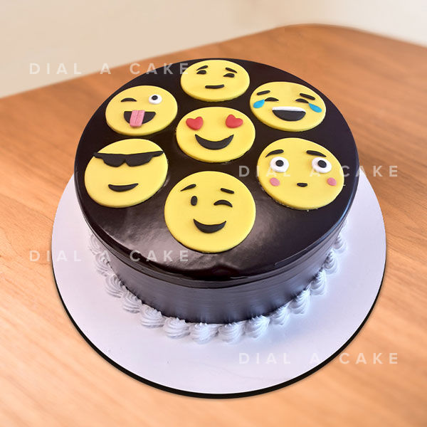 Round Happy Emoji Pineapple Cake, Packaging Type: Box, Weight: 1kg at Rs  1099/kg in Muzaffarnagar