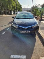 Toyota Corolla 2015, essence, très bon état, jantes en aluminium