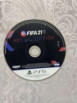 CD A VENDRE FIFA 21 (VERSION PS5)