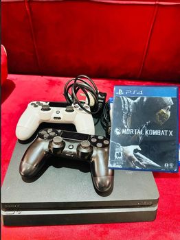 PS4 Slim + 2 manettes + Mortal Combat X