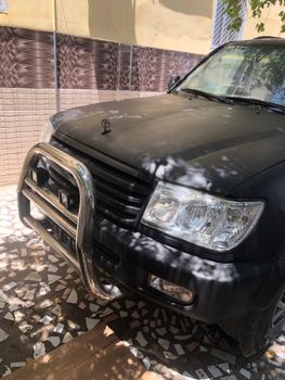 Toyota Land Cruiser en excellent état