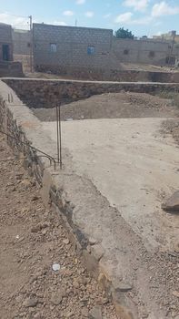 Terrain à vendre à Ali-Sabieh, proche lycée avec fossé, clôture et eau