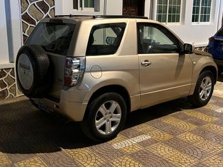 Suzuki Grand Vitara 2009, essence, boîte manuelle