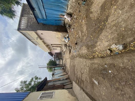 Maison 3 chambres avec véranda à Cheick Moussa, près du collège de Fukuzawa