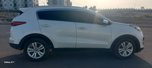 KIA Sportage 2016 en excellent état, diesel, climatisée. Jamais roulé à Djibouti