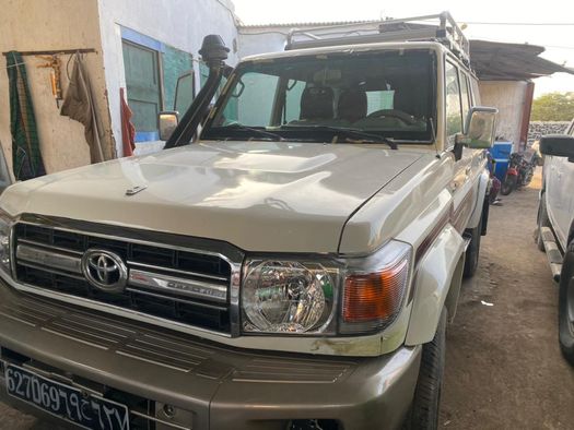 Toyota Land Cruiser Hard Top climatisé