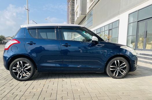 Suzuki Swift 2016, essence, boîte automatique, comme neuve