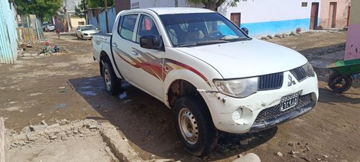 Mitsubishi Triton 2010, moteur en excellent état