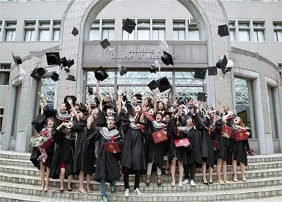 Du học Đài Loan có cần chứng minh tài chính - Tìm hiểu chi tiết về yêu cầu tài chính cho sinh viên quốc tế 1 Du học Đài Loan có cần chứng minh tài chính - Tìm hiểu chi tiết về yêu cầu tài chính cho sinh viên quốc tế