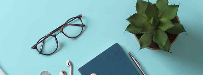 Get 3 Pouches at Flat Rs 749! Get 3 Pouches at Flat Rs 749!