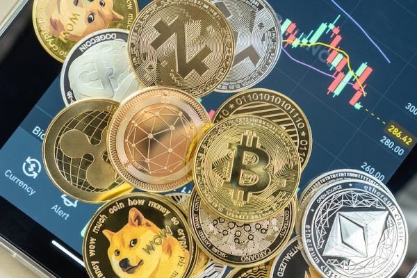 Altcoins Tumble Following Bitcoin’s Violent Retracement