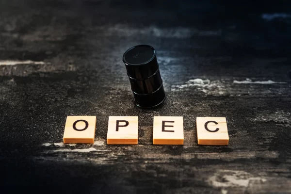 Oil Prices in Limbo: Consolidation or Bearish Omen?